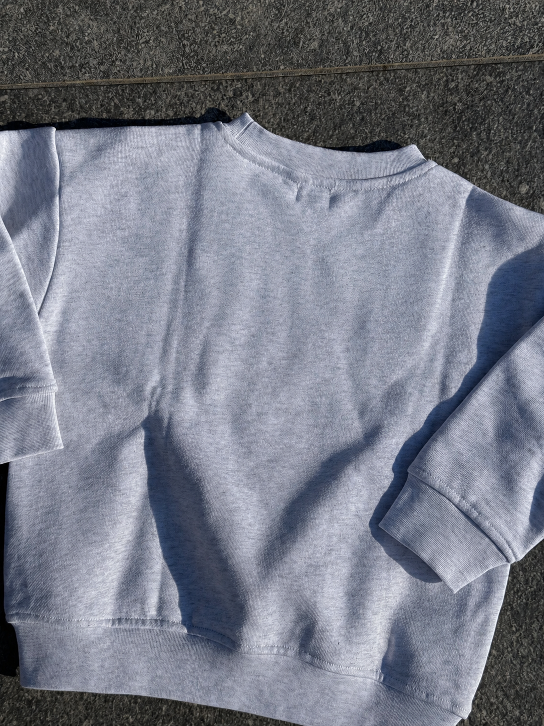 BASIC T&T SWEATER