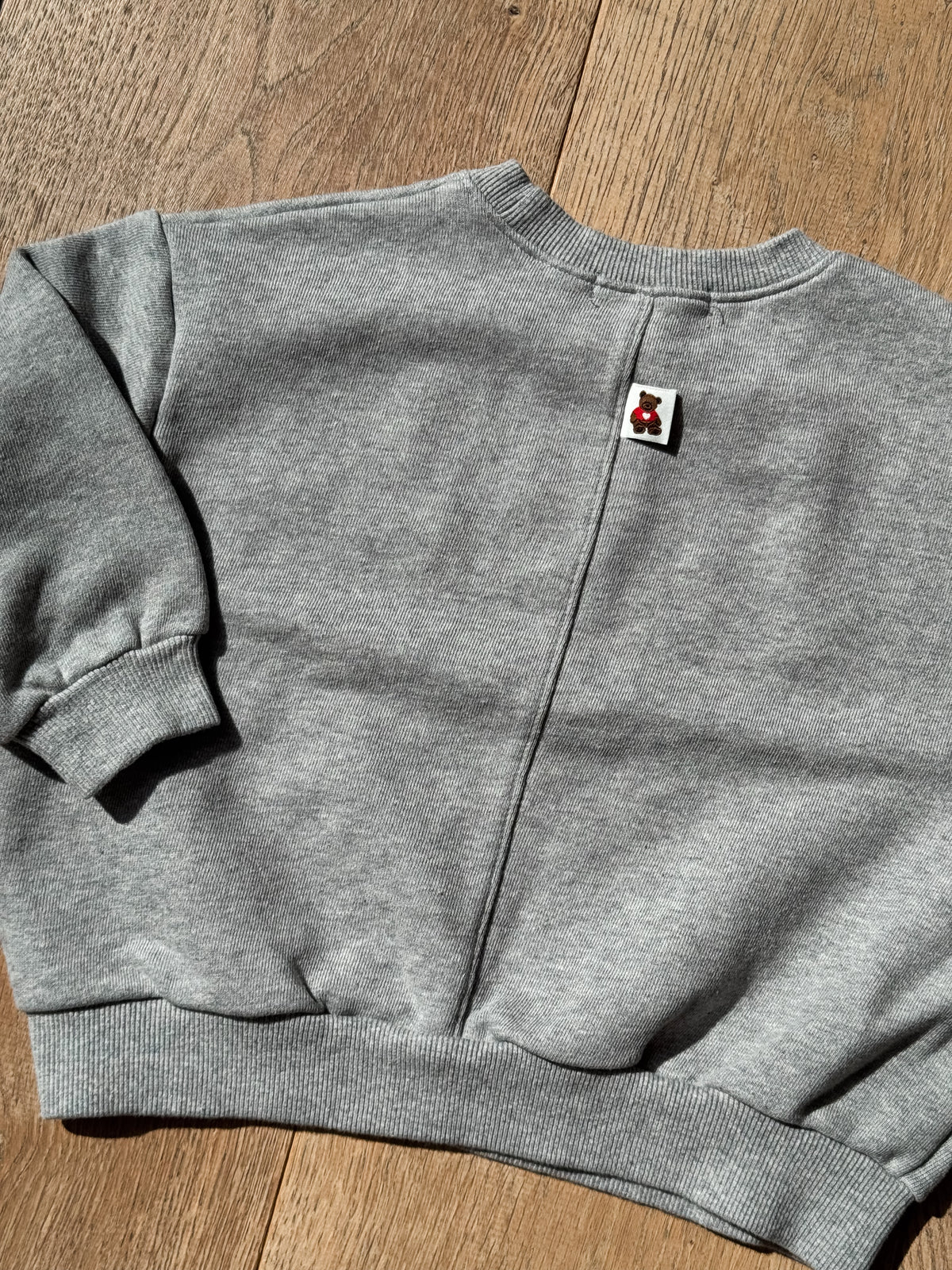 Basic Lala Sweatshirts