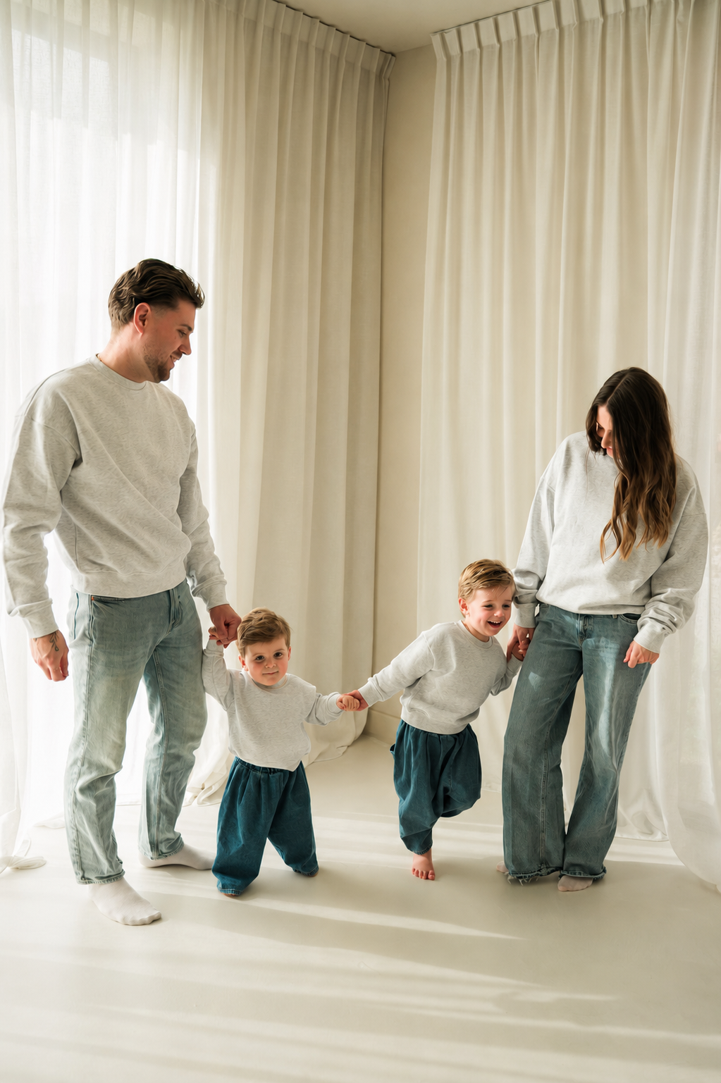 BASIC T&T SWEATER