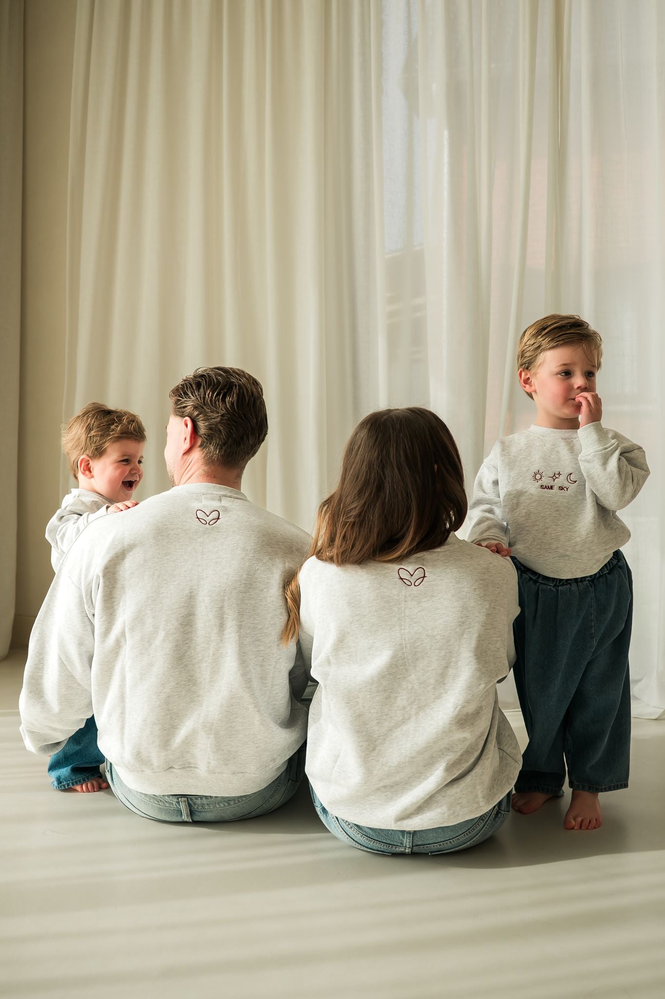 SAME SKY SWEATSHIRT